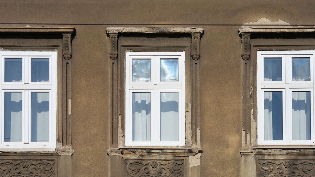 aerial inspection apartment building facade 16x9